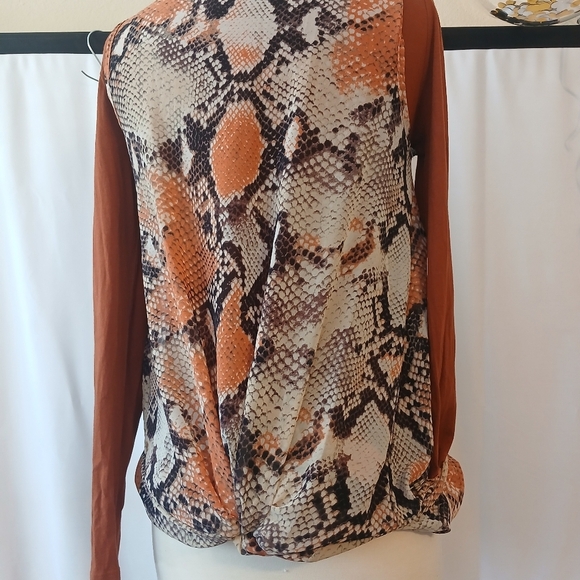 SHEIN Duster Hi Low Outter Wear Styled Look Snakeskin Orange Blk Sz L - Picture 11 of 13
